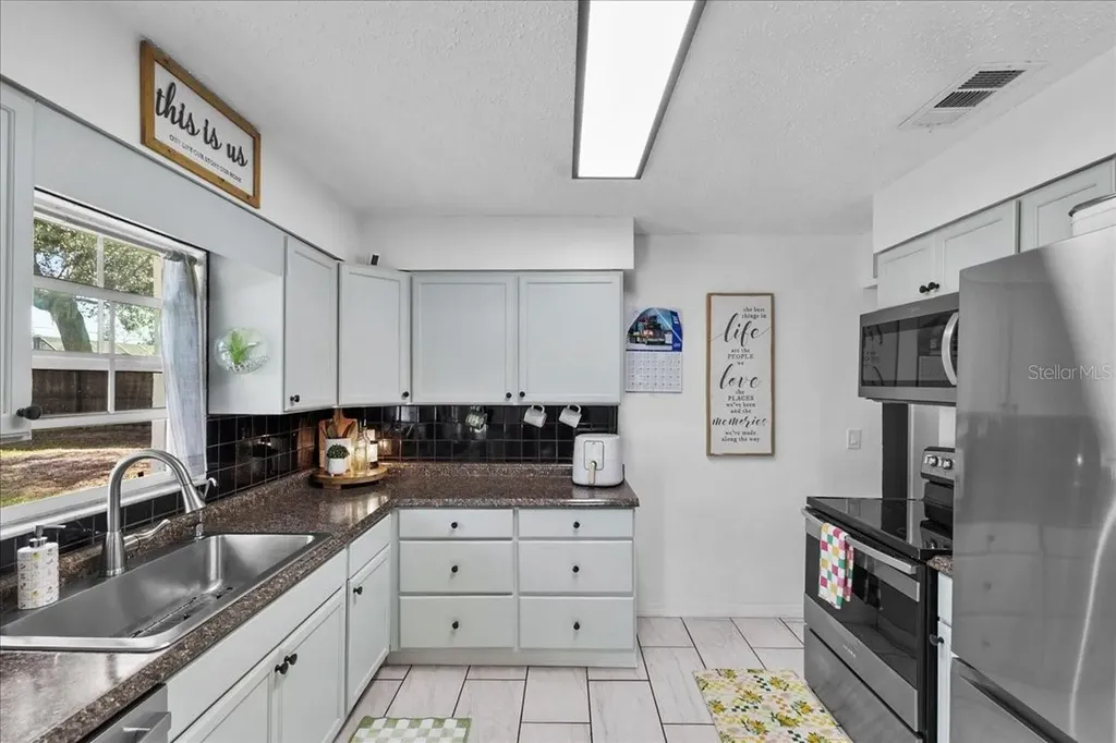 2509 Tamarind Edgewater FL 32141