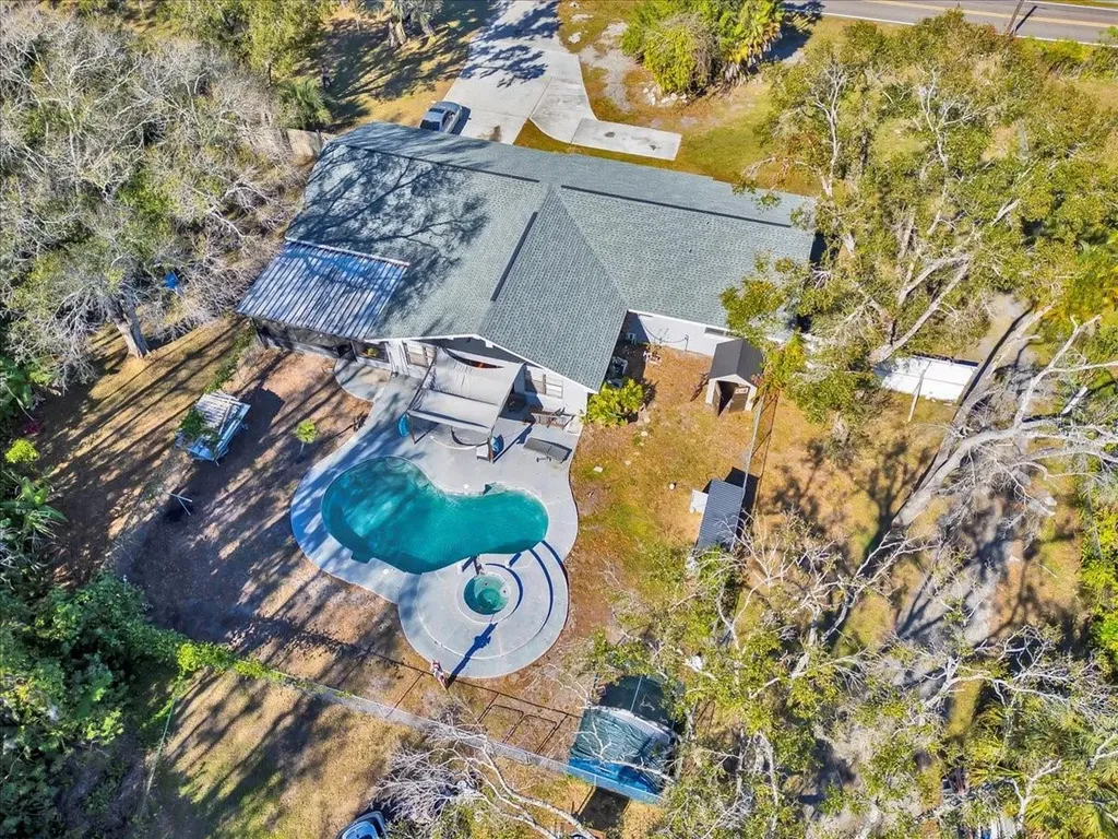 6124 Lynn Road Tampa FL 33625