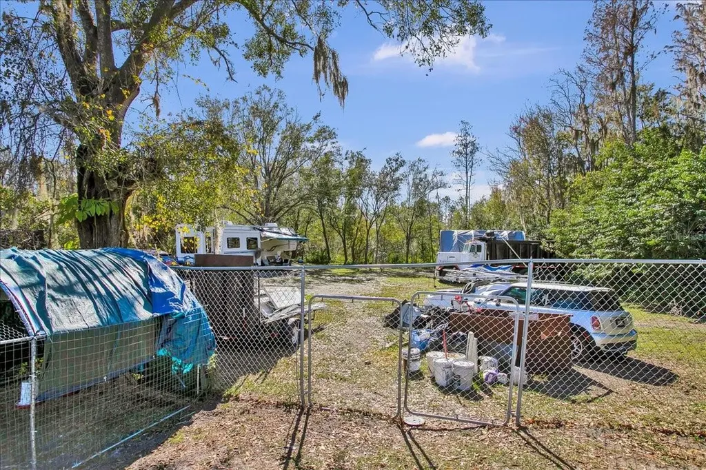 6124 Lynn Road Tampa FL 33625