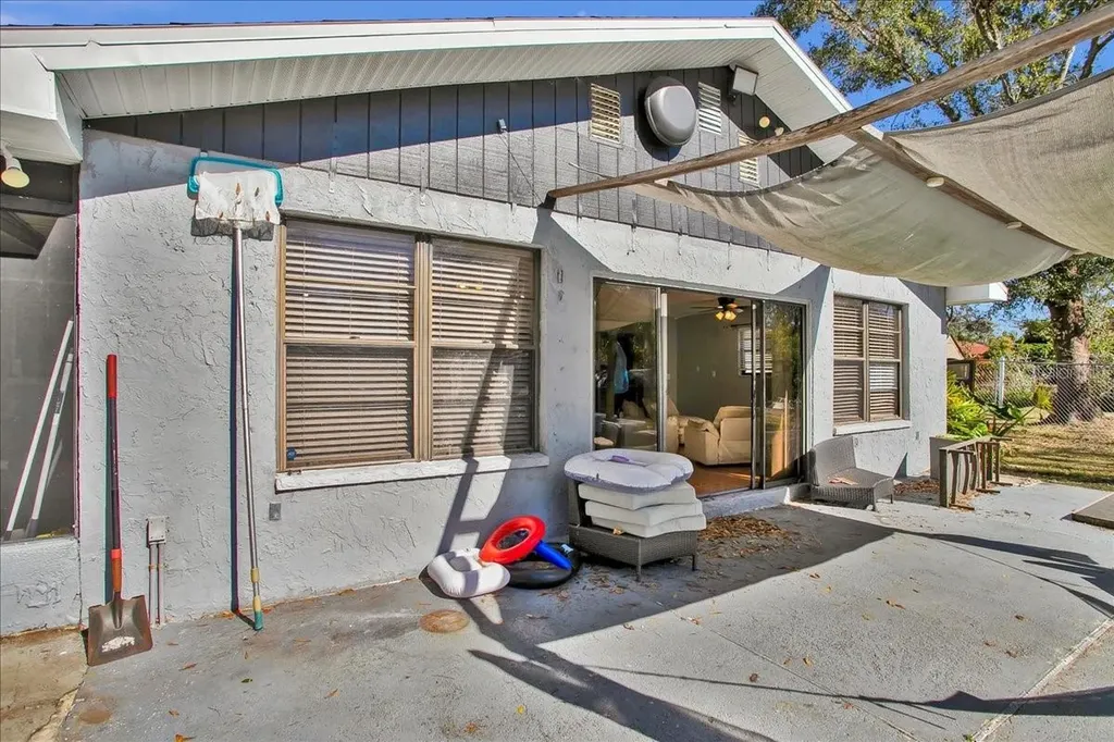 6124 Lynn Road Tampa FL 33625