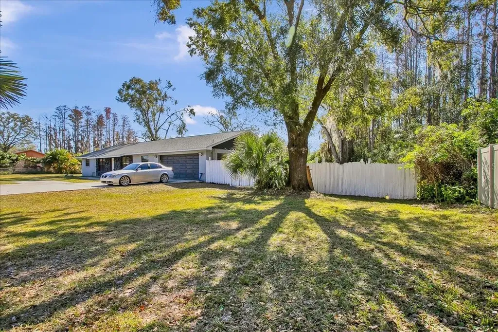 6124 Lynn Road Tampa FL 33625