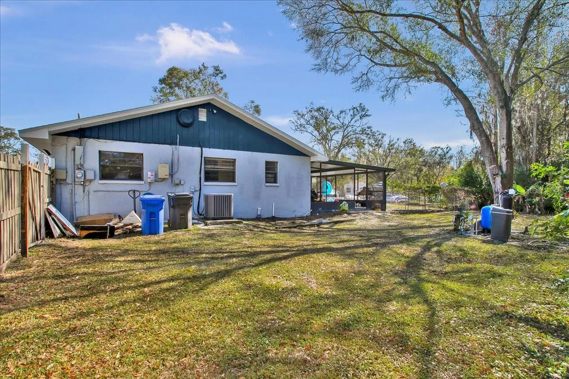 6124 Lynn Road Tampa FL 33625