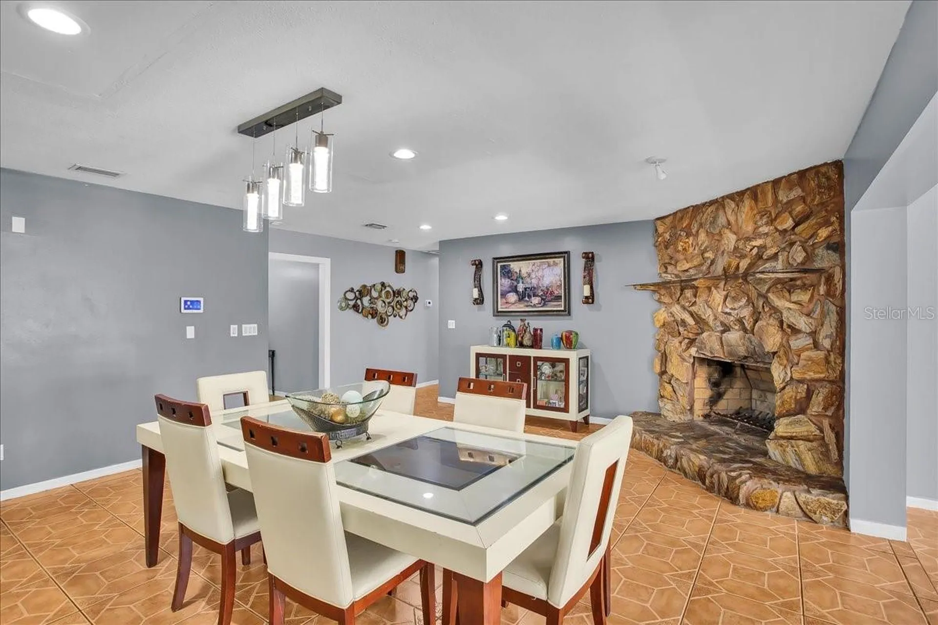 6124 Lynn Road Tampa FL 33625