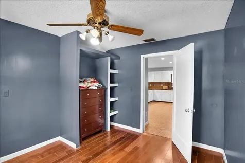 6124 Lynn Road Tampa FL 33625