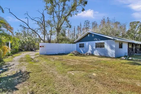 6124 Lynn Road Tampa FL 33625