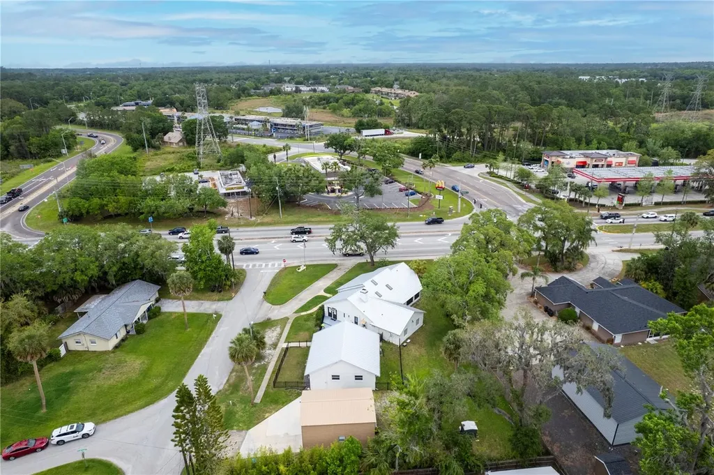 335 Debary Avenue Debary FL 32713