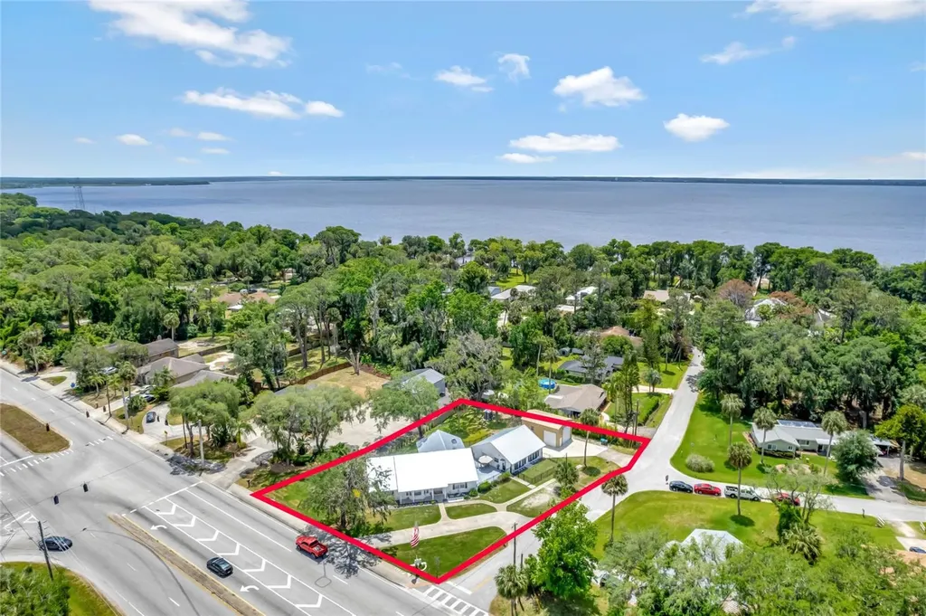 335 Debary Avenue Debary FL 32713