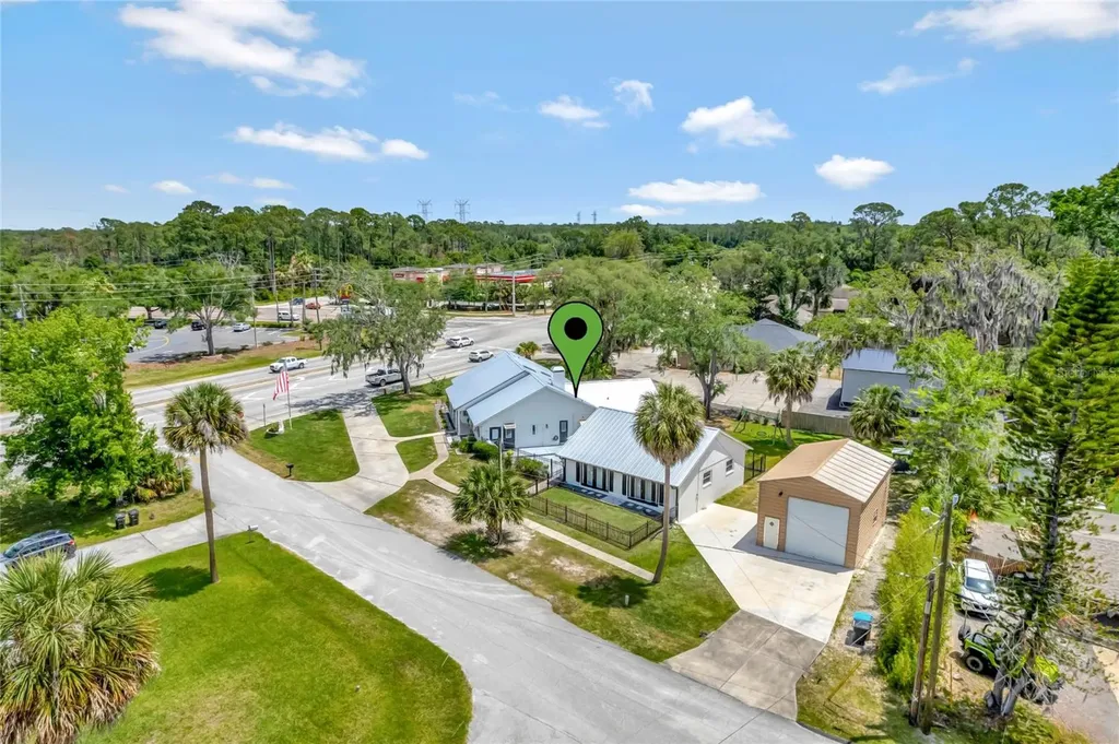 335 Debary Avenue Debary FL 32713