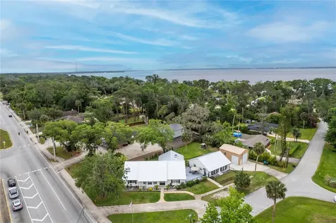 335 Debary Avenue Debary FL 32713