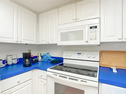 5937 Forest Lane Zephyrhills FL 33542