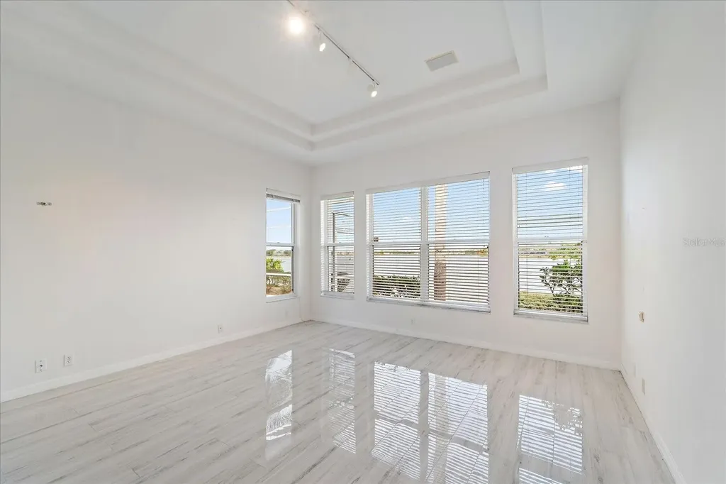 6585 Waters Edge Way Lakewood Ranch FL 34202