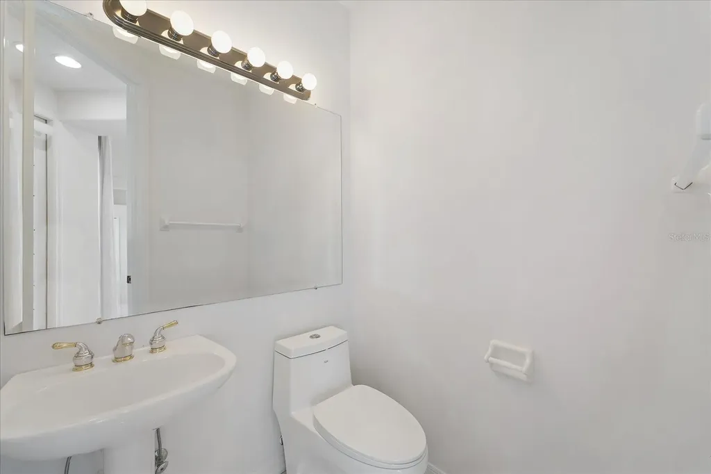 6585 Waters Edge Way Lakewood Ranch FL 34202