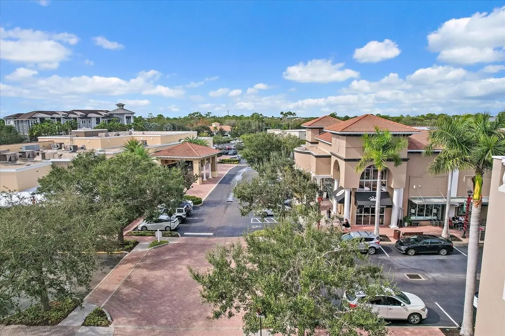 6585 Waters Edge Way Lakewood Ranch FL 34202
