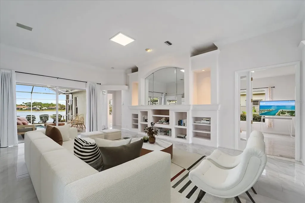 6585 Waters Edge Way Lakewood Ranch FL 34202