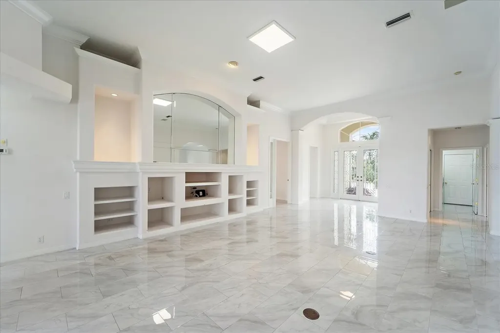 6585 Waters Edge Way Lakewood Ranch FL 34202