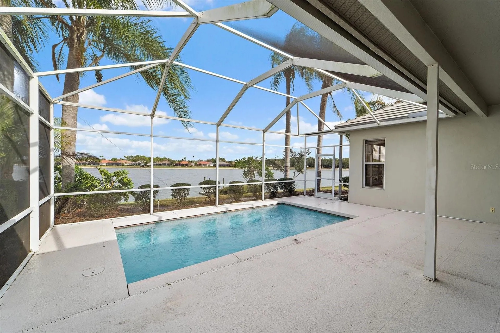 6585 Waters Edge Way Lakewood Ranch FL 34202