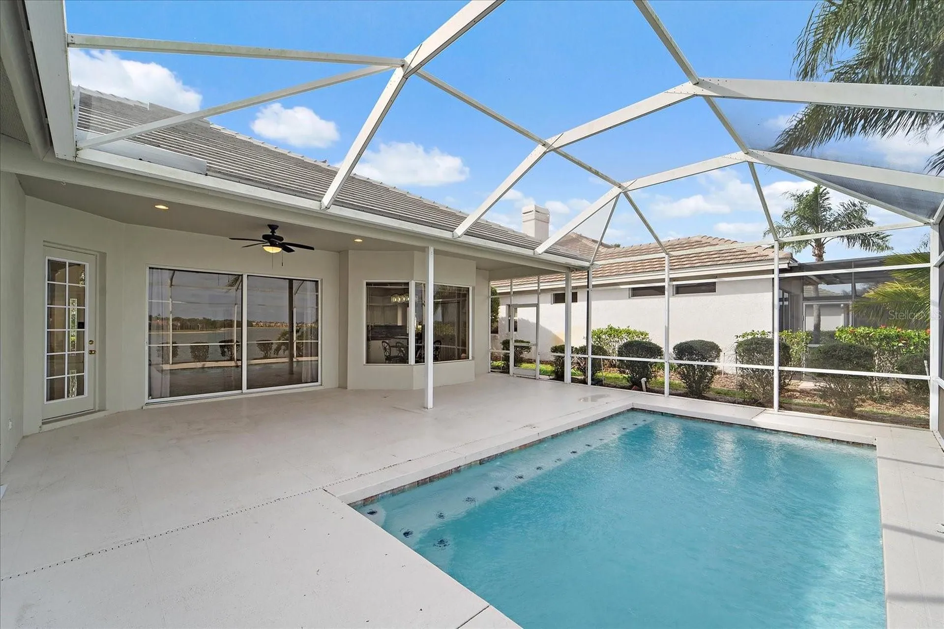 6585 Waters Edge Way Lakewood Ranch FL 34202