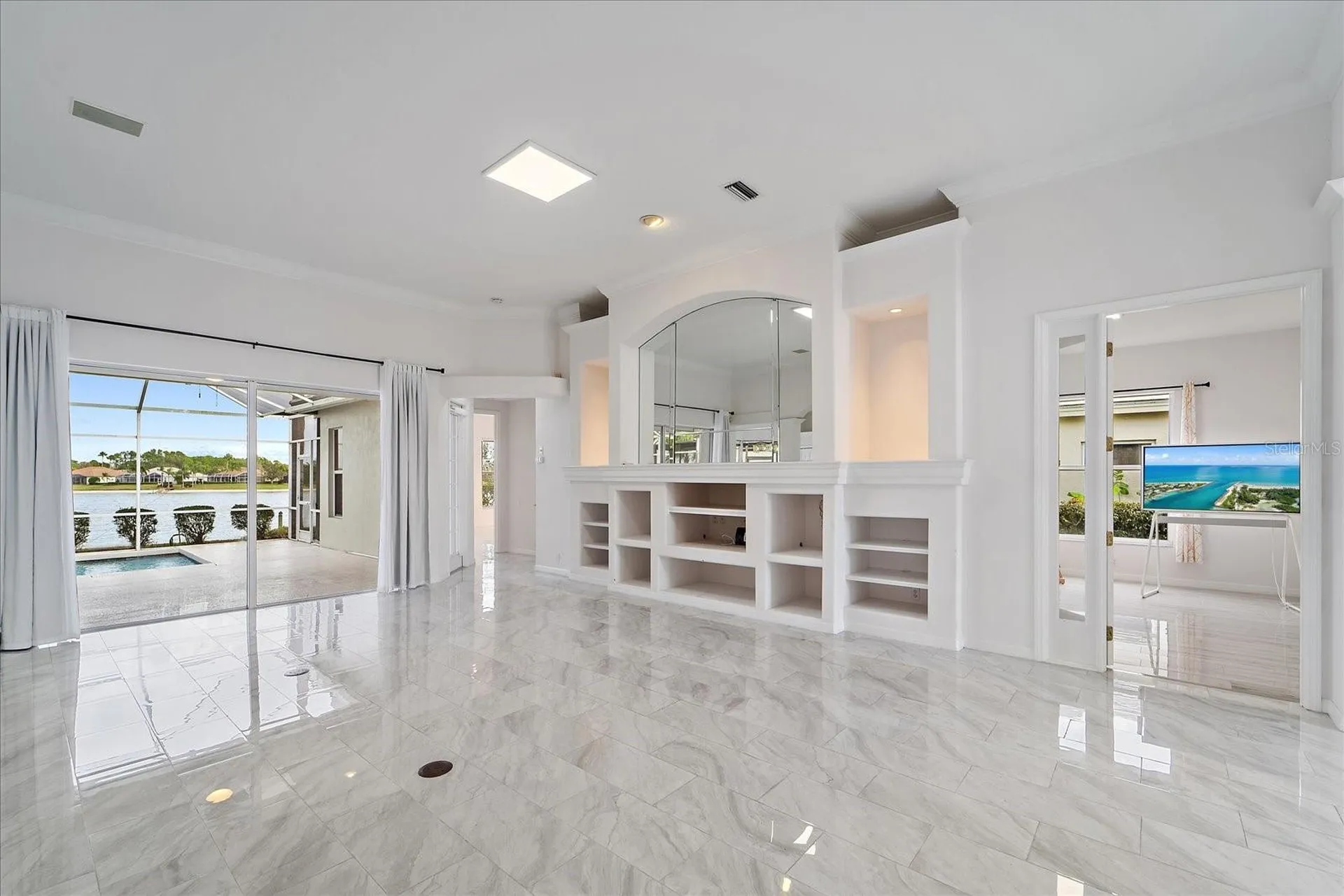 6585 Waters Edge Way Lakewood Ranch FL 34202