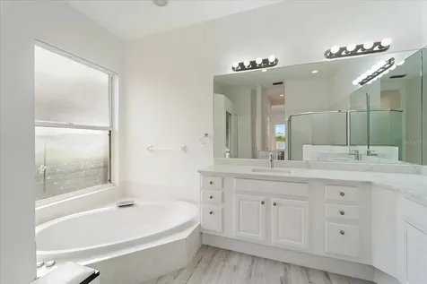 6585 Waters Edge Way Lakewood Ranch FL 34202