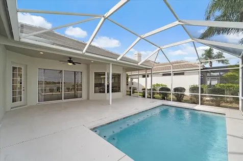 6585 Waters Edge Way Lakewood Ranch FL 34202
