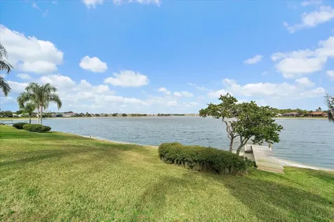 6585 Waters Edge Way Lakewood Ranch FL 34202
