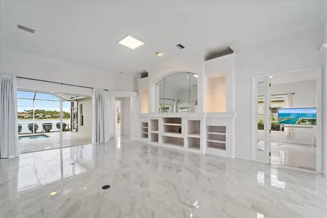 6585 Waters Edge Way Lakewood Ranch FL 34202