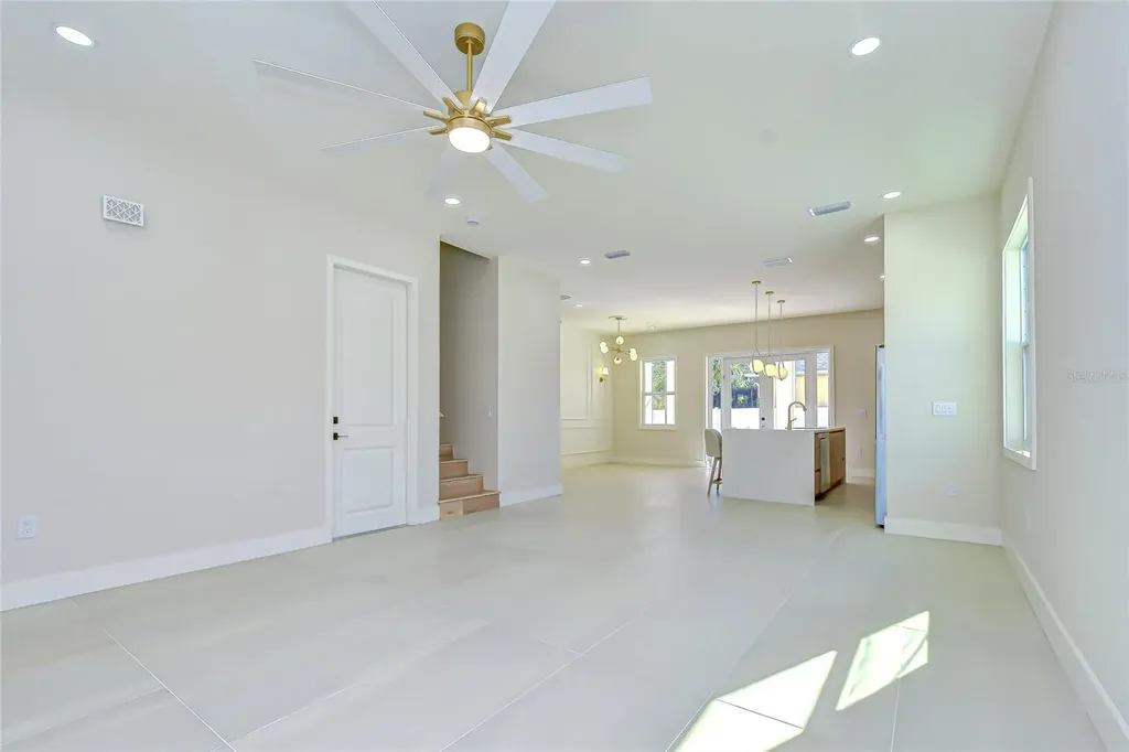 1808 W Erna Drive Tampa FL 33603
