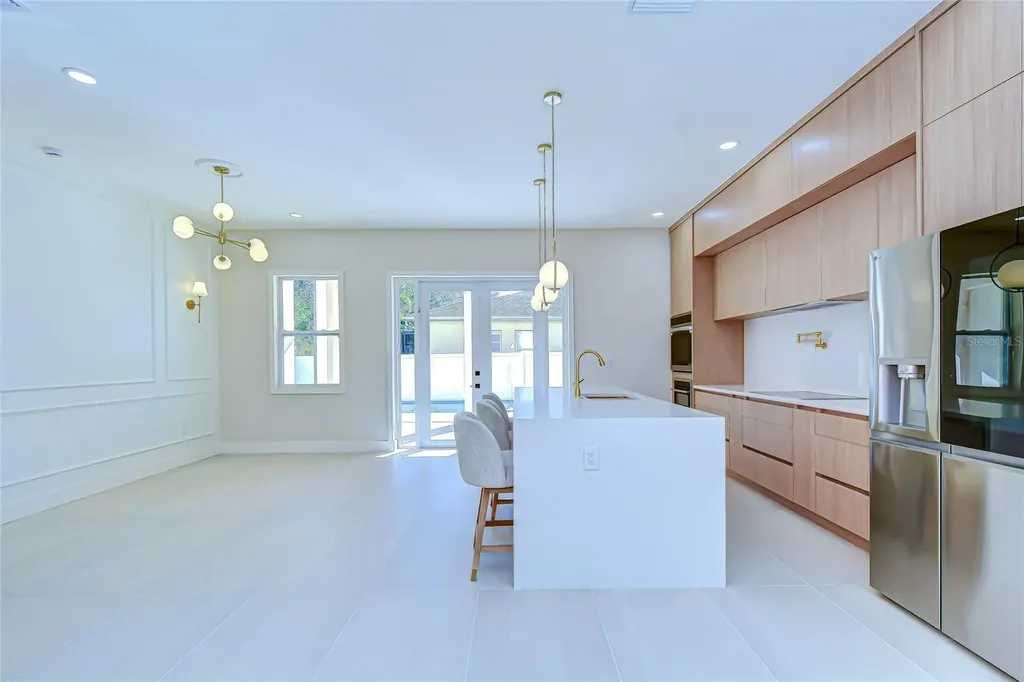 1808 W Erna Drive Tampa FL 33603
