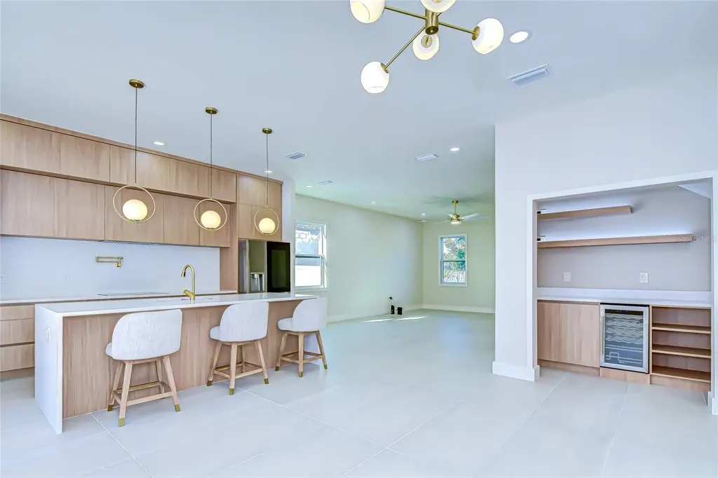 1808 W Erna Drive Tampa FL 33603