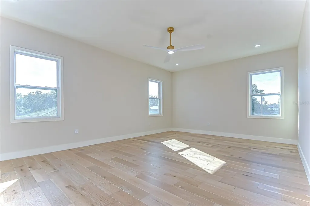1808 W Erna Drive Tampa FL 33603