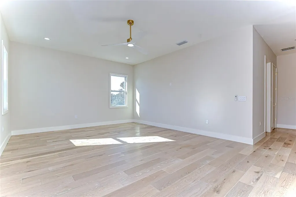 1808 W Erna Drive Tampa FL 33603
