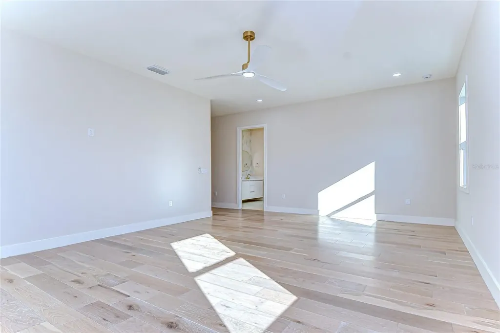 1808 W Erna Drive Tampa FL 33603