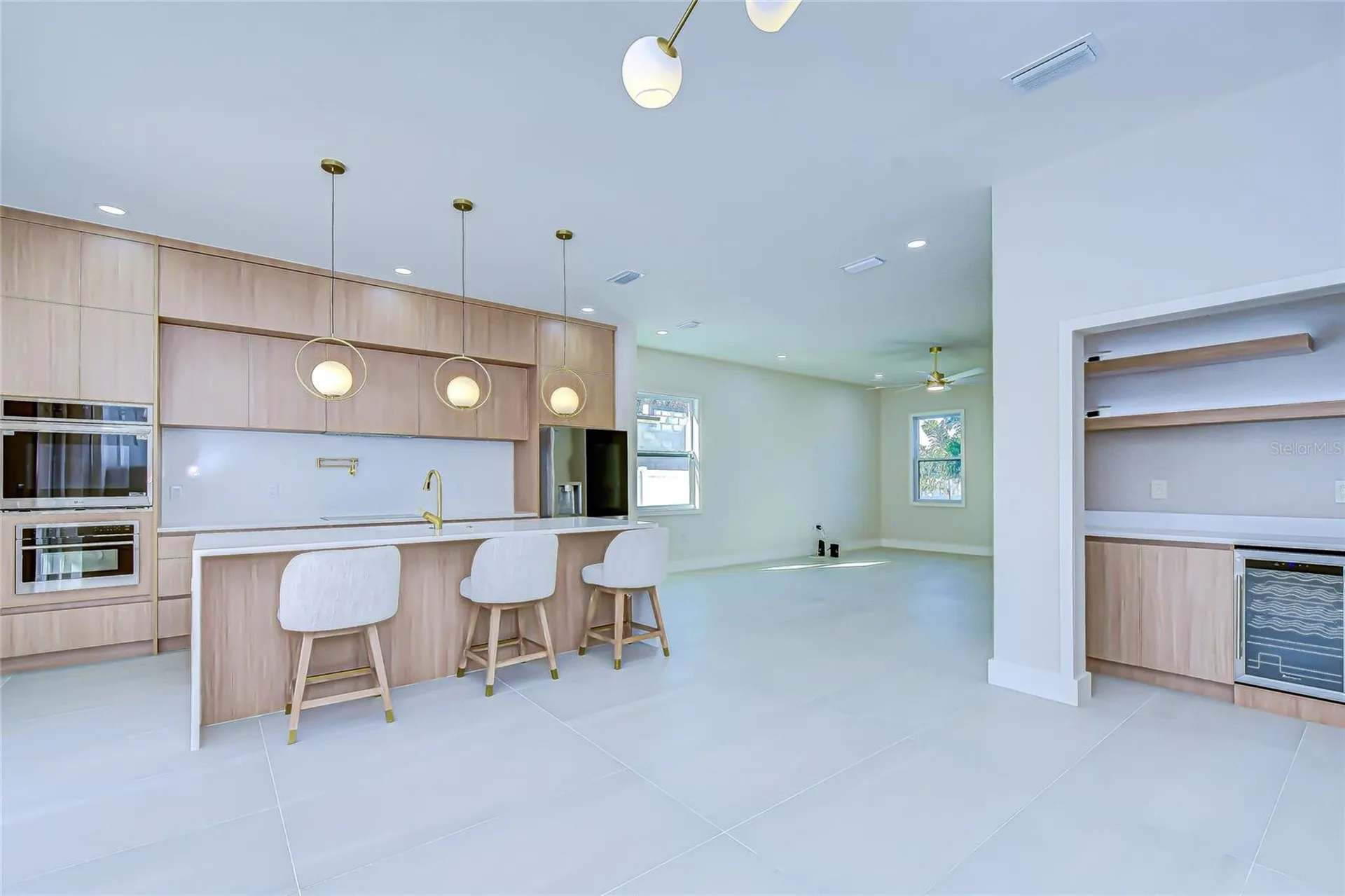 1808 W Erna Drive Tampa FL 33603