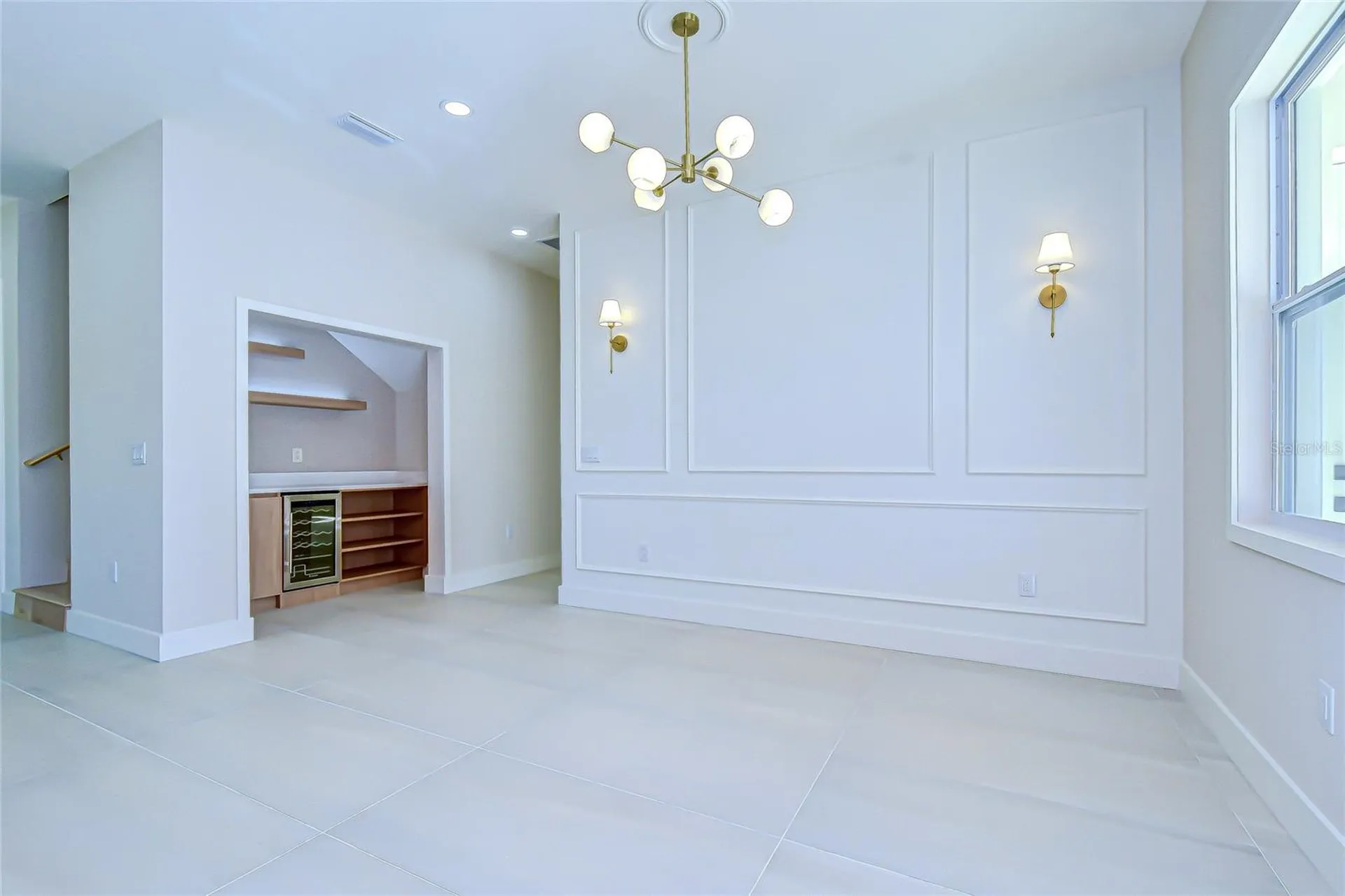 1808 W Erna Drive Tampa FL 33603