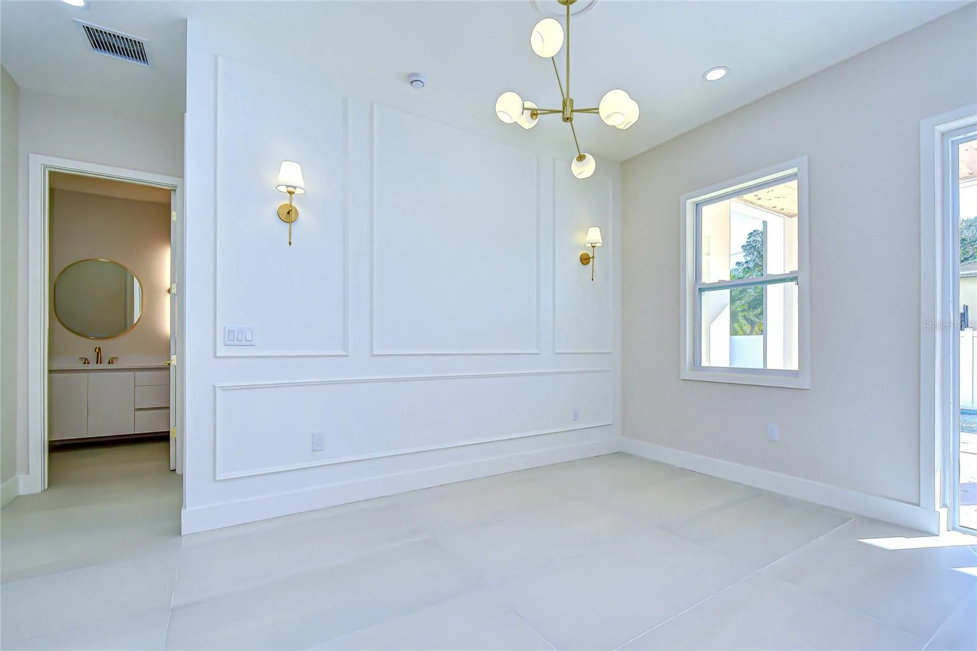 1808 W Erna Drive Tampa FL 33603