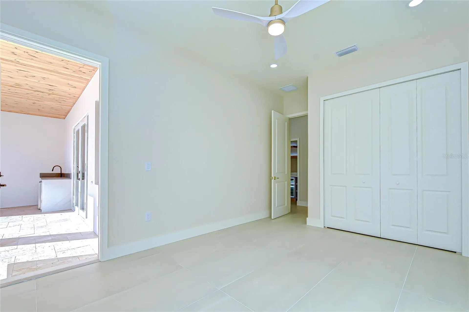 1808 W Erna Drive Tampa FL 33603