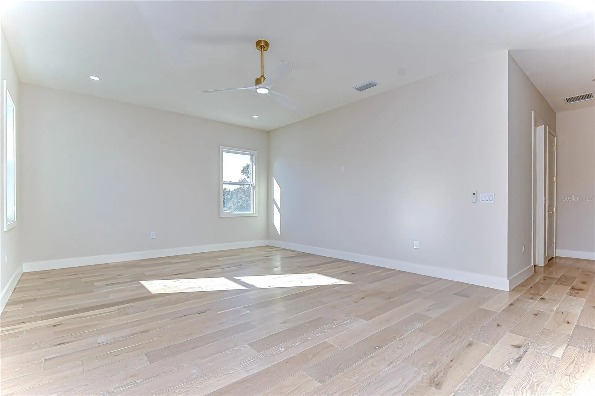 1808 W Erna Drive Tampa FL 33603