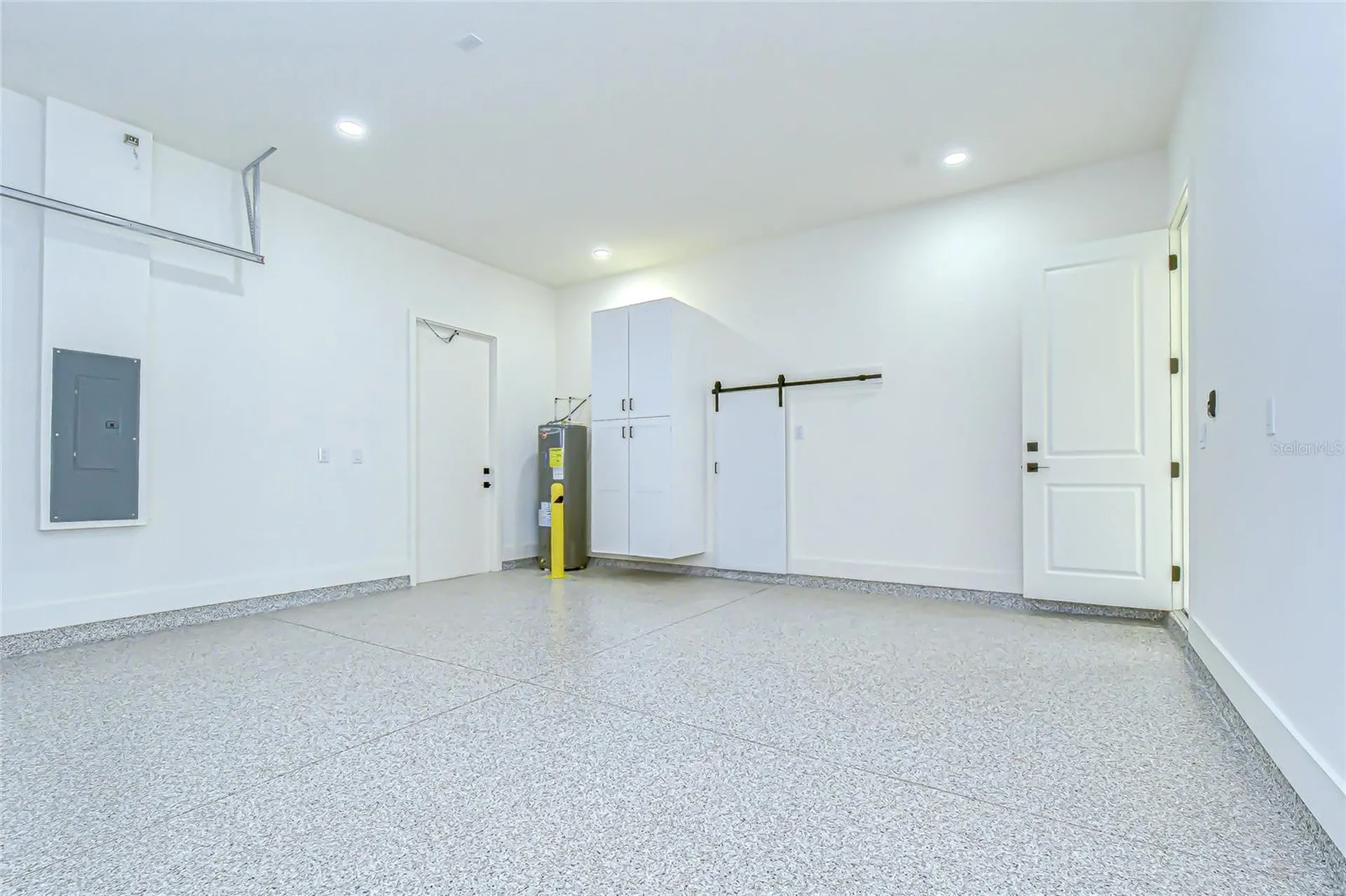 1808 W Erna Drive Tampa FL 33603