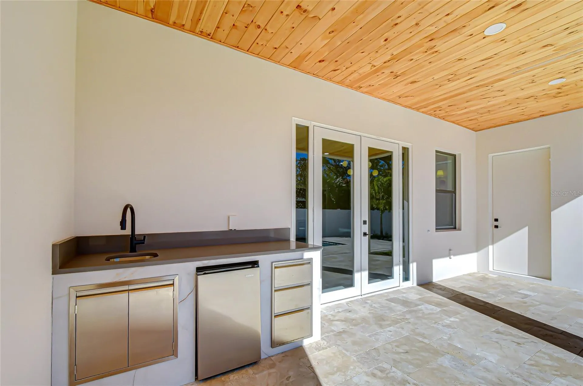 1808 W Erna Drive Tampa FL 33603