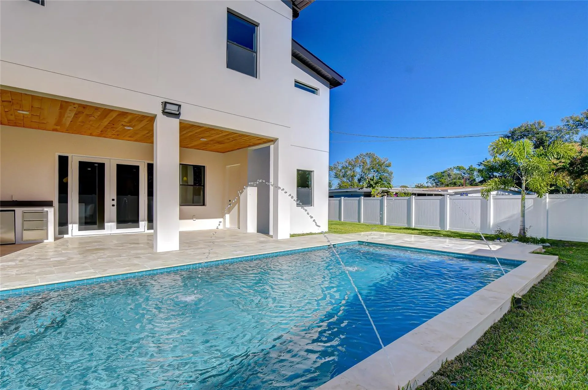 1808 W Erna Drive Tampa FL 33603