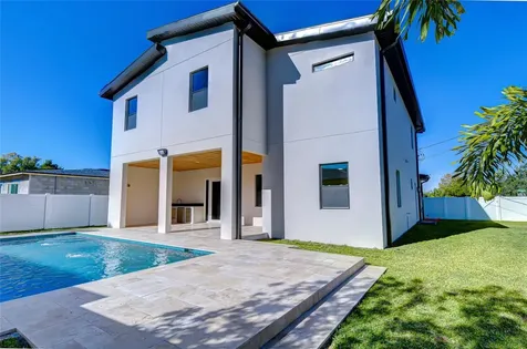 1808 W Erna Drive Tampa FL 33603