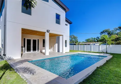 1808 W Erna Drive Tampa FL 33603