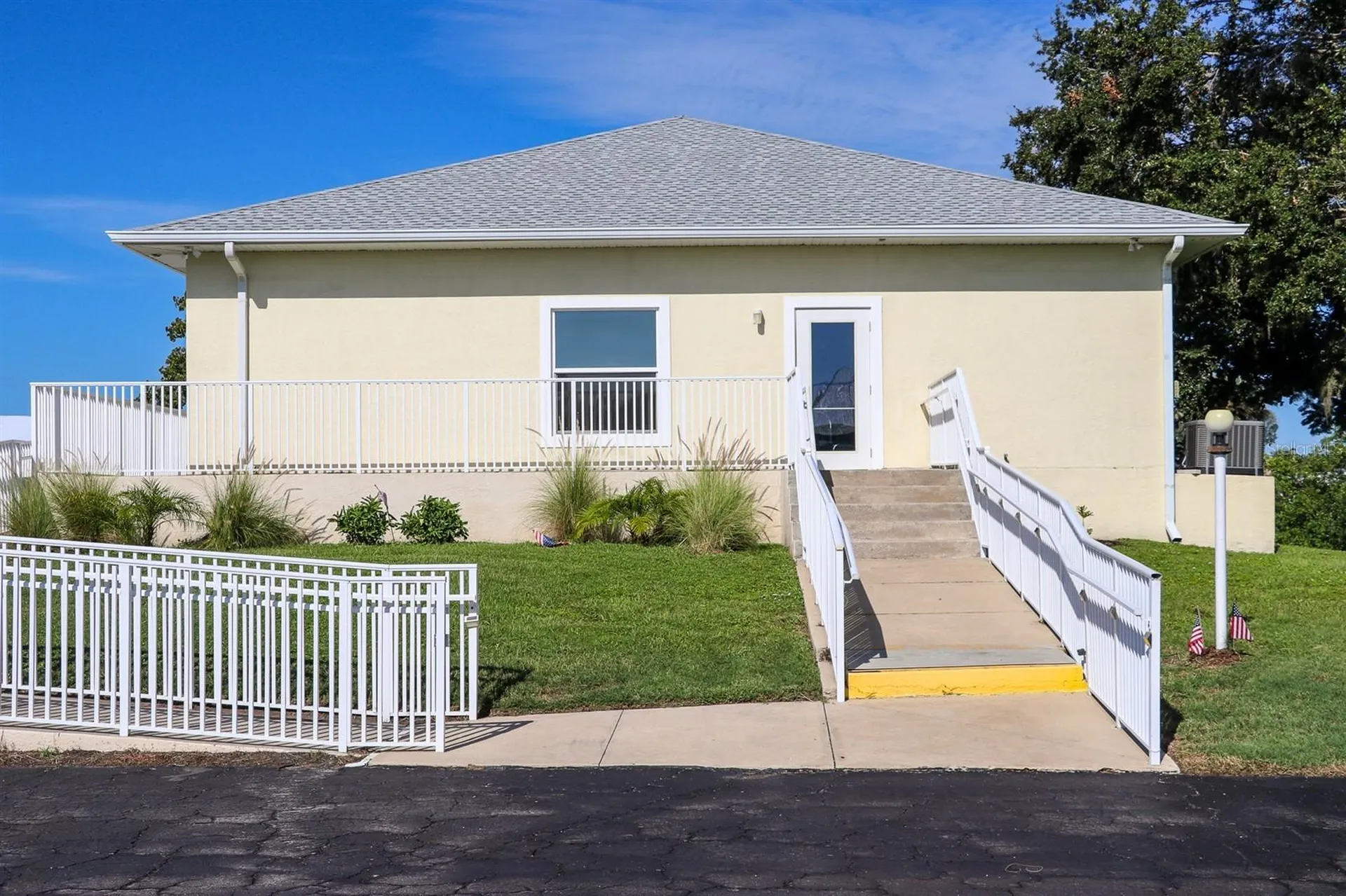 24437 Harborview Road Punta Gorda FL 33980