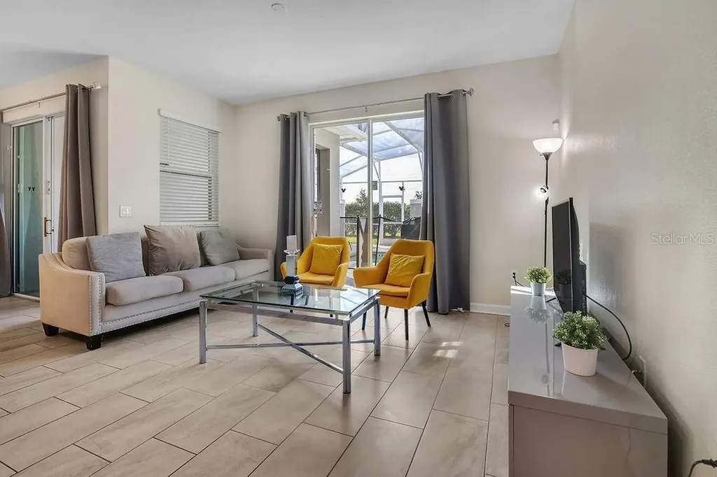 890 Pebble Beach Drive Davenport FL 33896