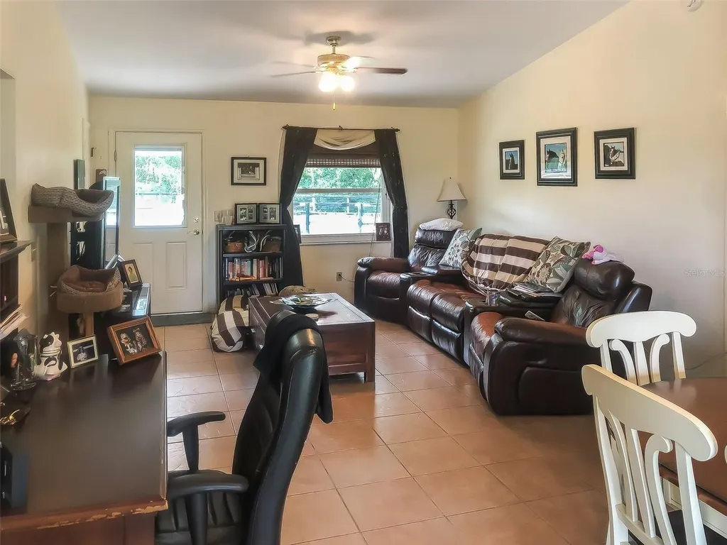 19331 E Levy Street Williston FL 32696