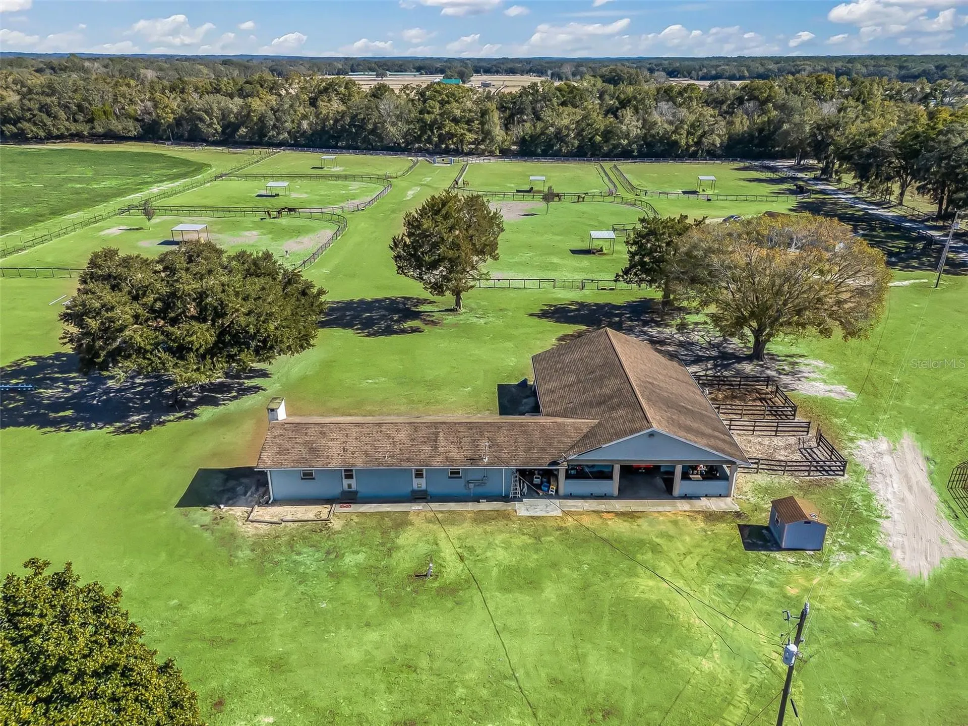 19331 E Levy Street Williston FL 32696
