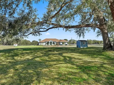 19331 E Levy Street Williston FL 32696