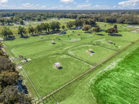 19331 E Levy Street Williston FL 32696