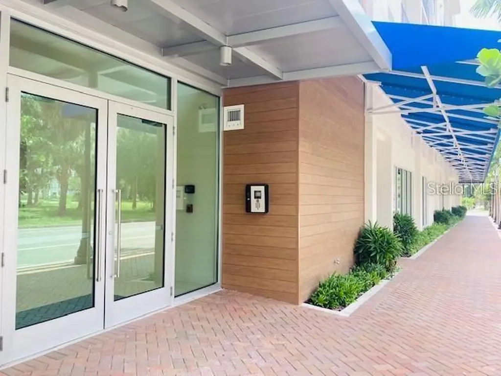 332 Cocoanut Avenue Sarasota FL 34236