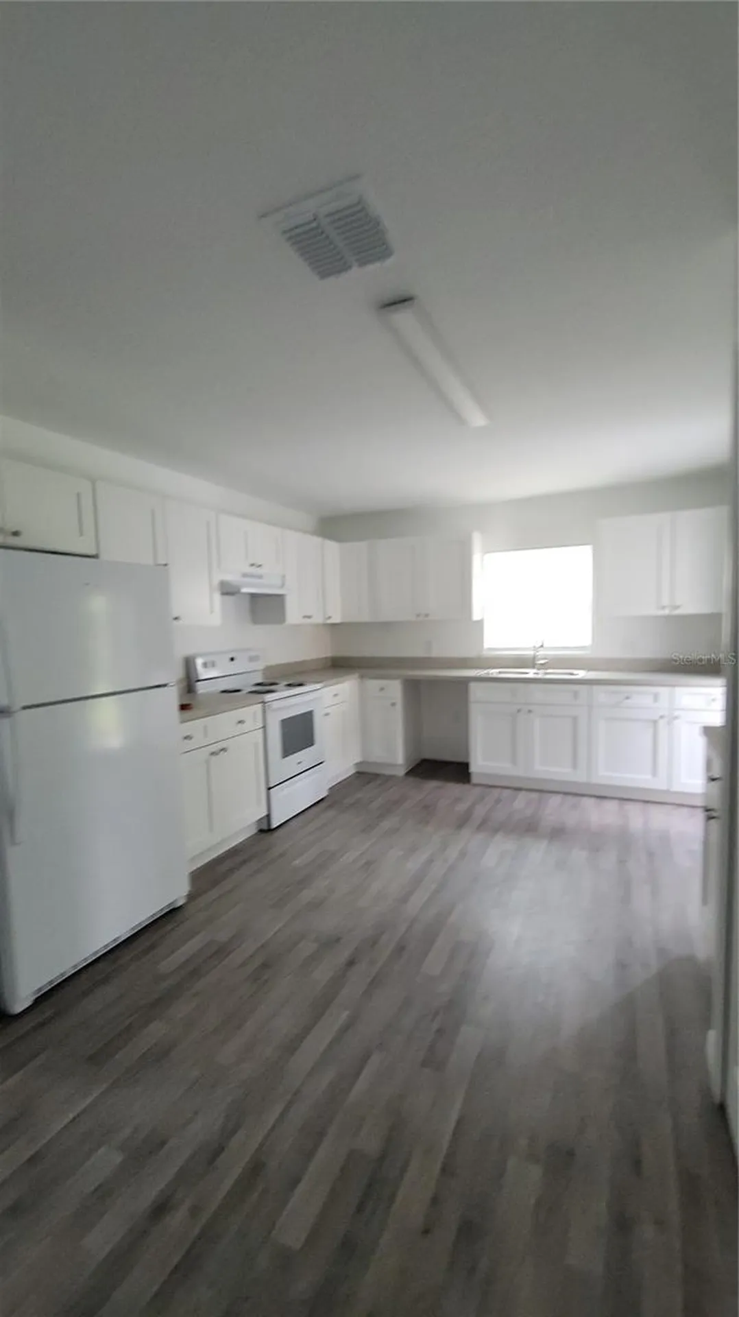 1723 Tallahassee Drive Daytona Beach FL 32117